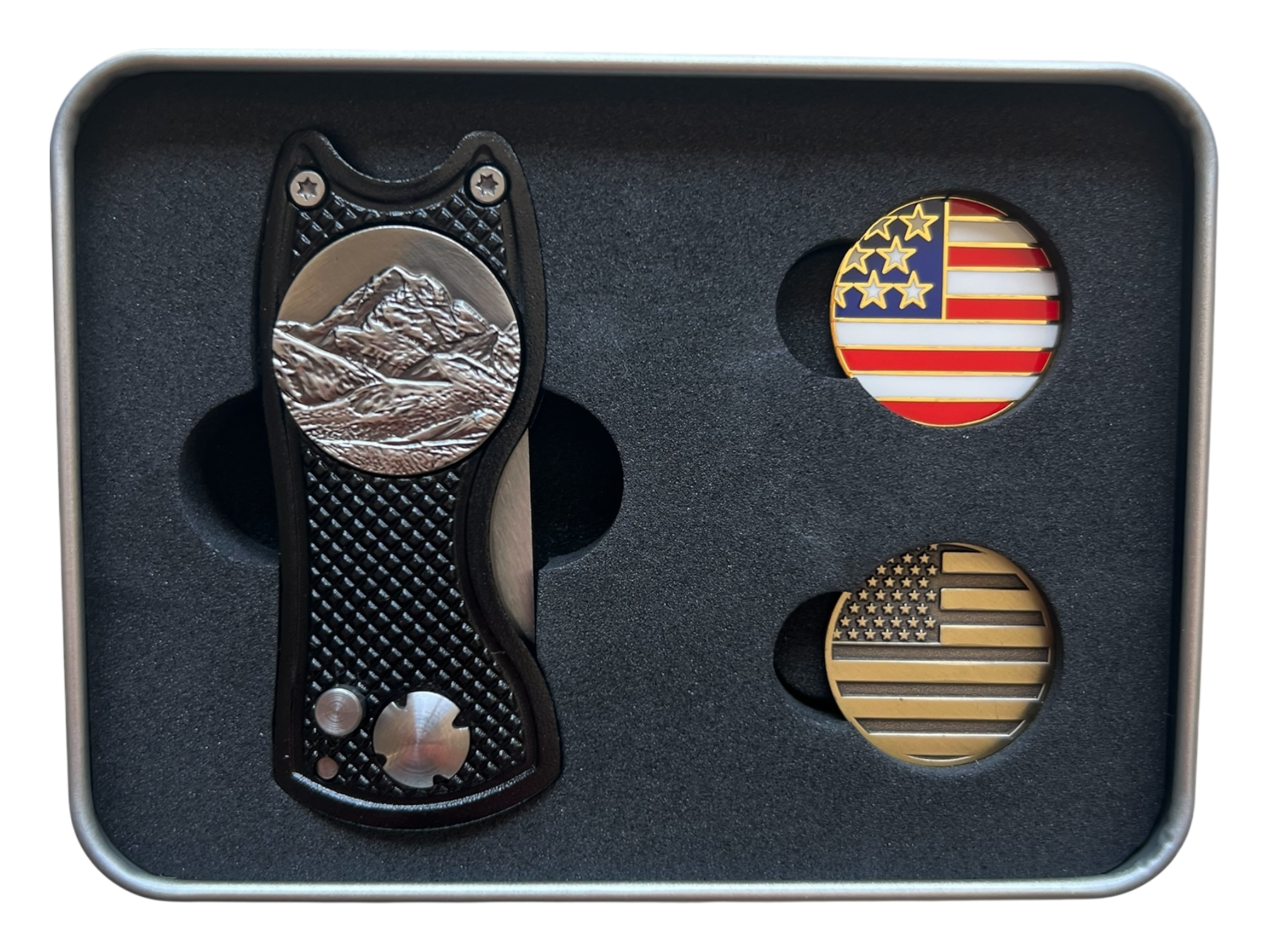USA Golf Divot Repair Tool Set – Trigger-Action Divot Tool with American Flag Ball Markers, Patriotic Golf Gift