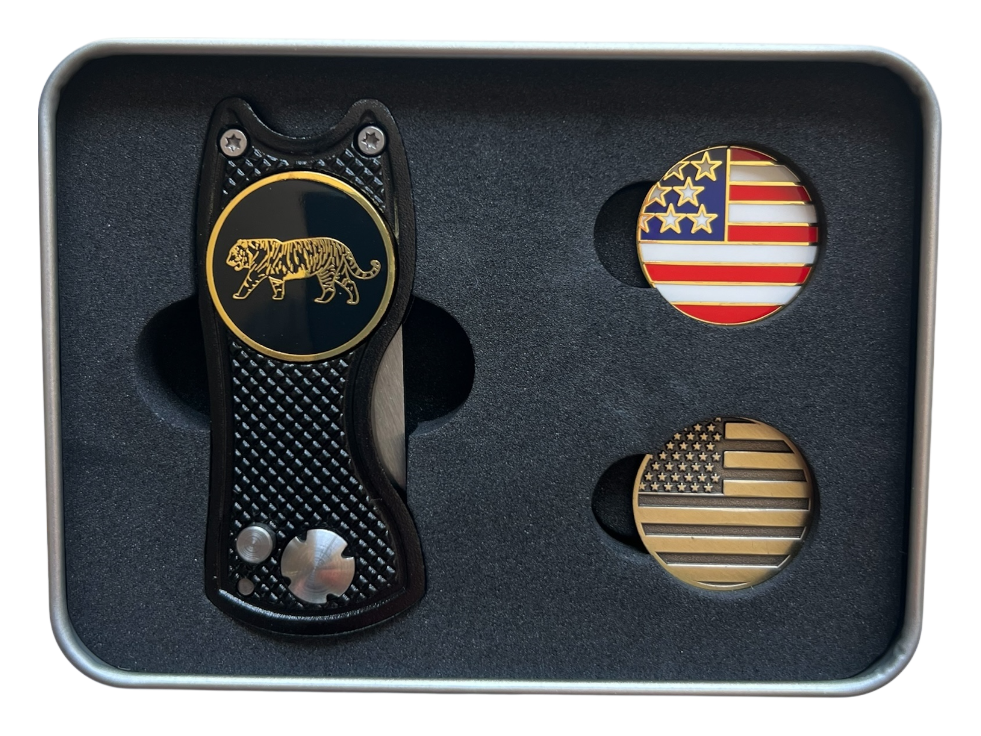 USA Golf Divot Repair Tool Set – Trigger-Action Divot Tool with American Flag Ball Markers, Patriotic Golf Gift