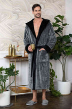Men’s Hooded Plush Robe – Lightweight Microfiber Bathrobe with Moisture-Wicking Comfort for Home, Spa & Travel