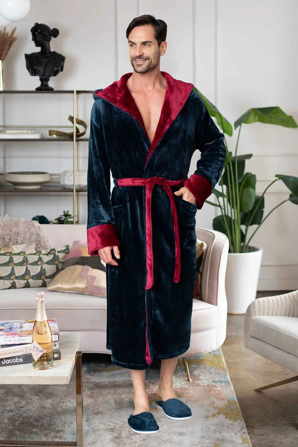 Men’s Hooded Plush Robe – Lightweight Microfiber Bathrobe with Moisture-Wicking Comfort for Home, Spa & Travel