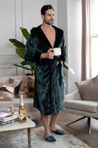 Men’s Hooded Plush Robe – Lightweight Microfiber Bathrobe with Moisture-Wicking Comfort for Home, Spa & Travel